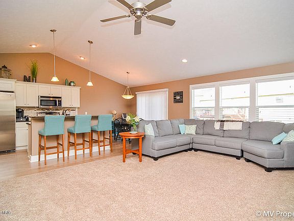 2nd image of 3477 Danube Dr SW