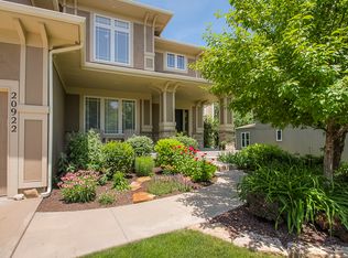 20922 W 99th St, Lenexa, KS 66220