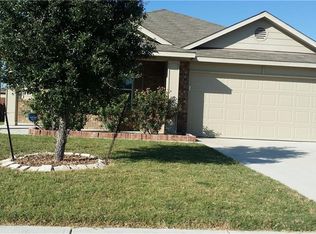 217 Foxglove Dr, Hutto, TX 78634