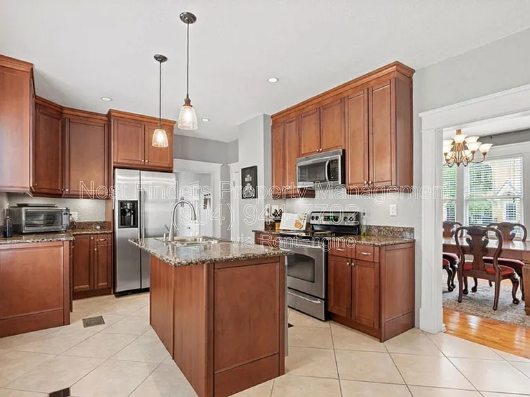 2623 Forbes St — Photo 12