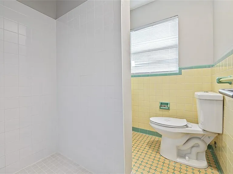 917 30th Ave N #1 — Photo 12