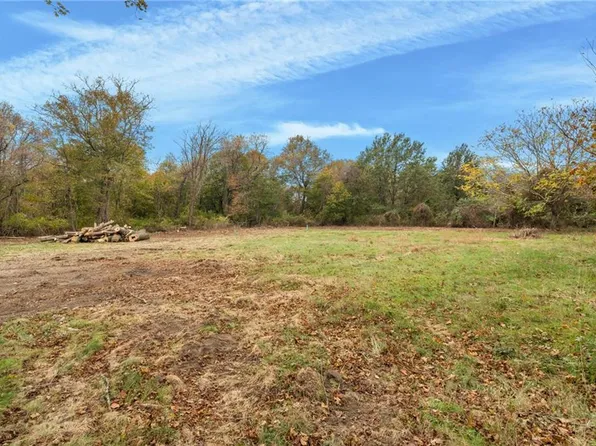 625 N Main Rd, Jamestown, RI 02835