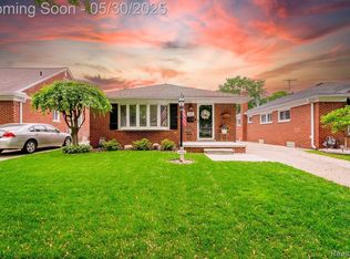 14810 Wick Rd, Allen Park, MI 48101