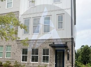 1016 Taylor Ct, Acworth, GA 30102