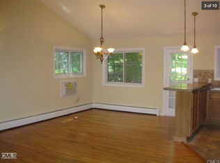 60 Boulevard Dr, Danbury, CT 06810