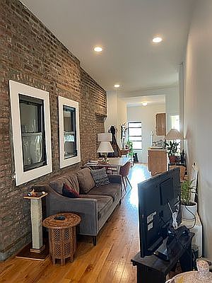 4th image of 113 Mulberry St #7S