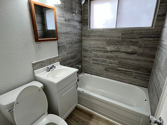2nd image of 2200 S Jefferson St #1
