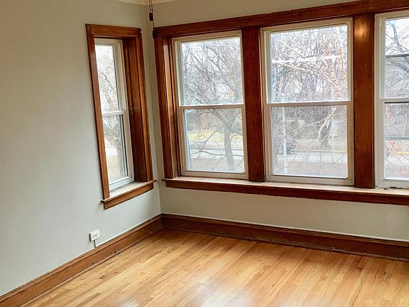 2nd image of 5839 N Medina Ave APT 1