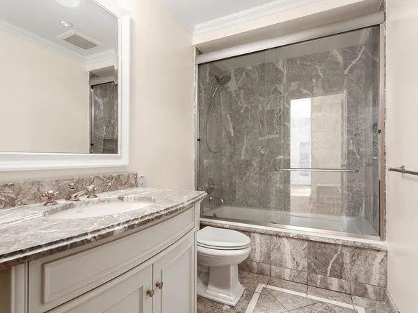 502 Park Avenue image 4 of 8