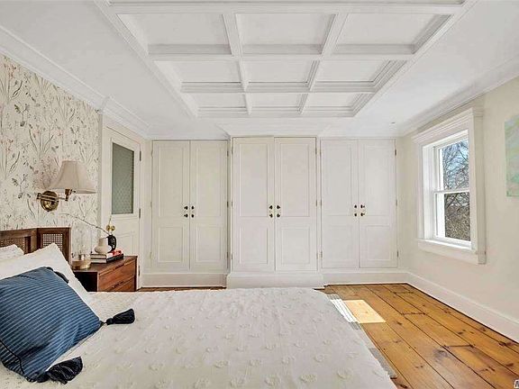 5th image of 175 W Hartsdale Ave