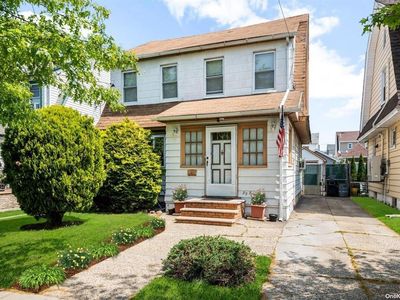 89-81 Hollis Court Boulevard, Queens Village, NY, 11427