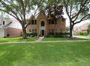 9711 McKinney Ln, Missouri City, TX 77459