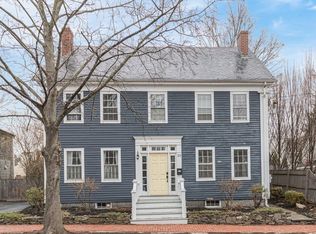 28 Kent St, Newburyport, MA 01950