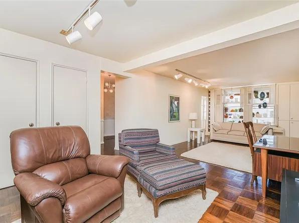 2711 Avenue X APT 1C, Brooklyn, NY 11235