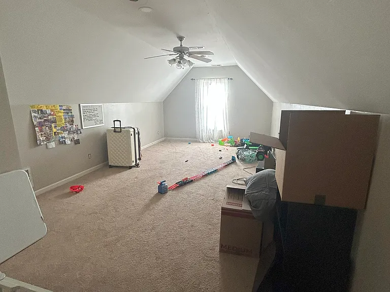 Loft or bonus room