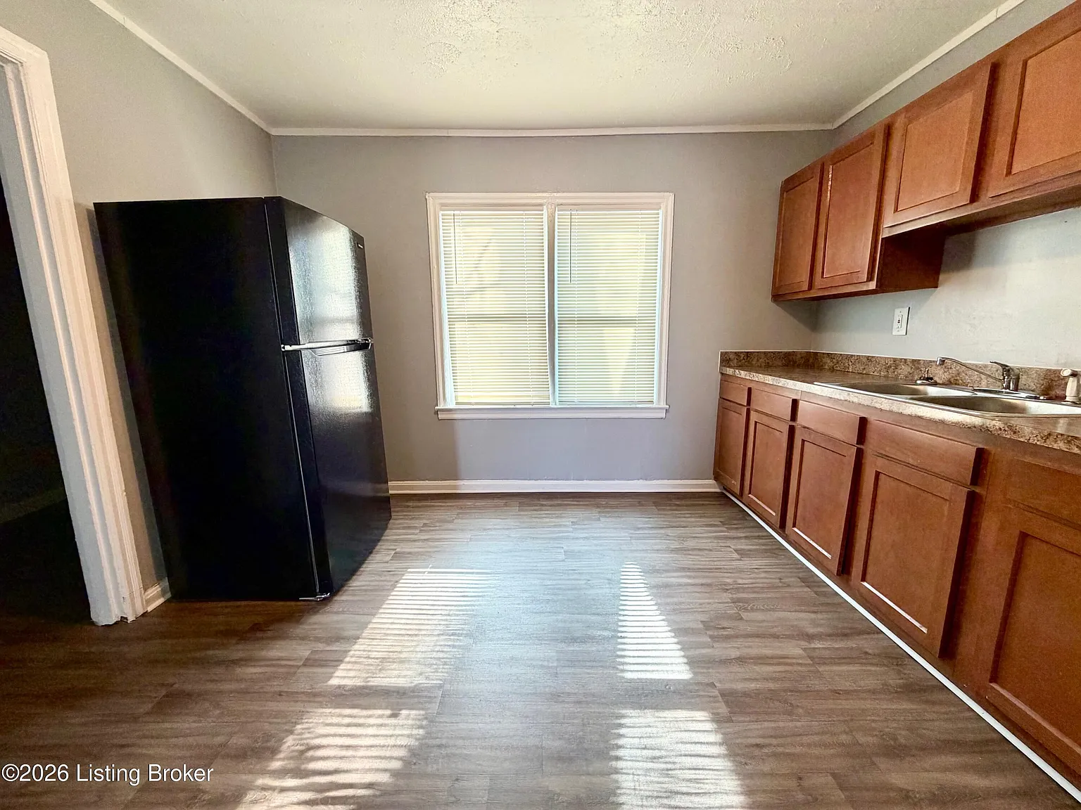 2 bed, 1.0 bath, 800 sqft, $675 — Photo 4