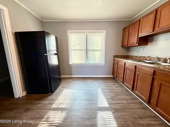 4th image of 505 N 31st St