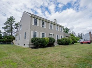 14 Wesley Dr, Leicester, MA 01524
