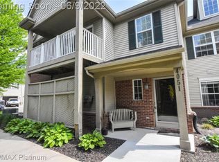 4051 Hampton Ridge Blvd, Howell, MI 48843