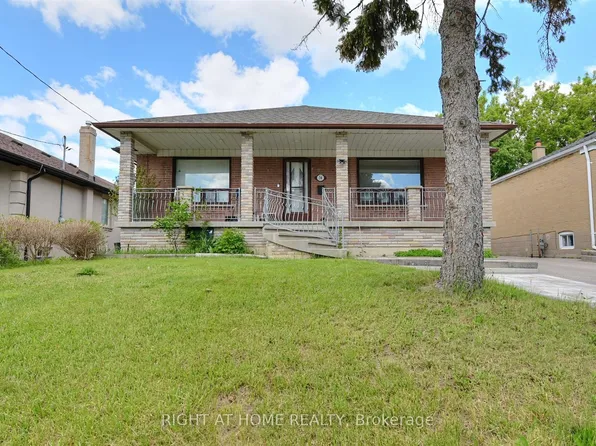 34 William Cragg Dr, Toronto, ON M3M 1T9