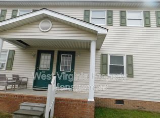 581 Prosperity Rd #221, Mount Hope, WV 25880
