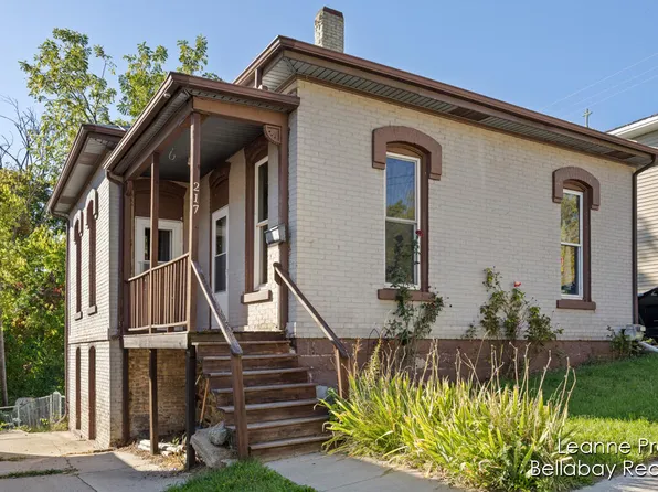 217 Dye St, Ionia, MI 48846