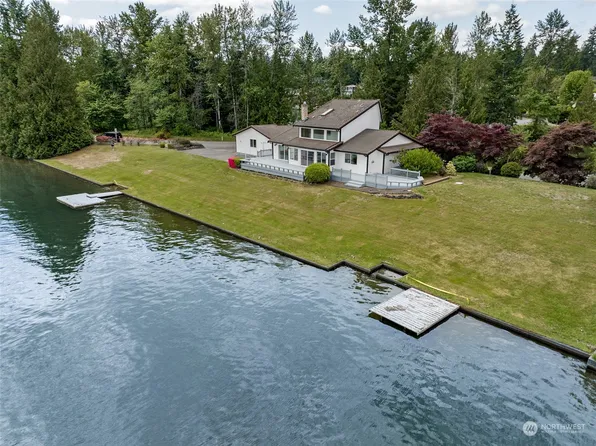 4439 184th Avenue E, Lake Tapps, WA 98391