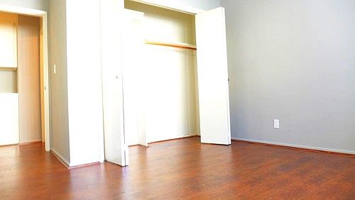4th image of 914 California Ave APT D