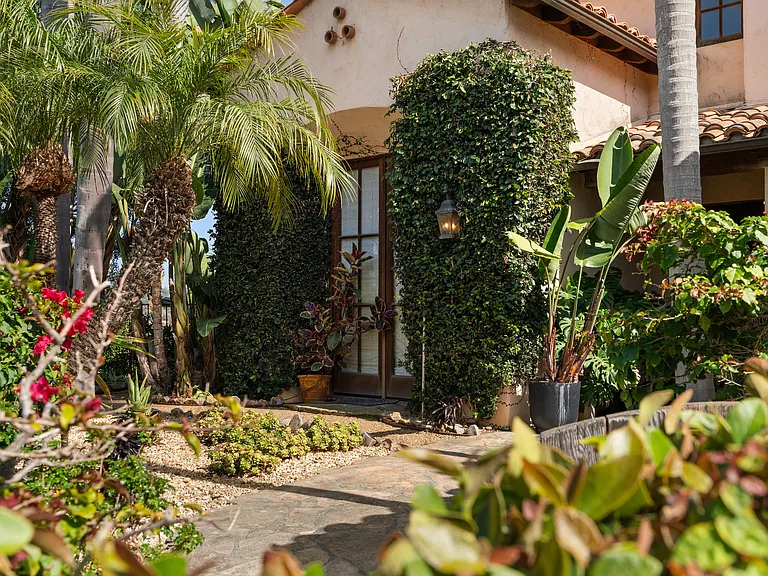 417 El Sueno — Photo 6