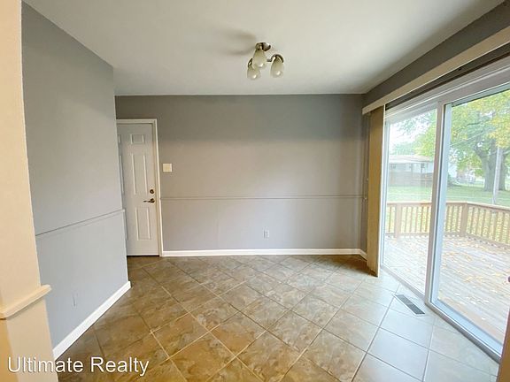 5th image of 6 Cedar Park Dr