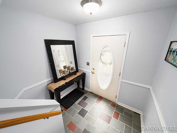 3rd image of 8298 Peachtree Ave NE