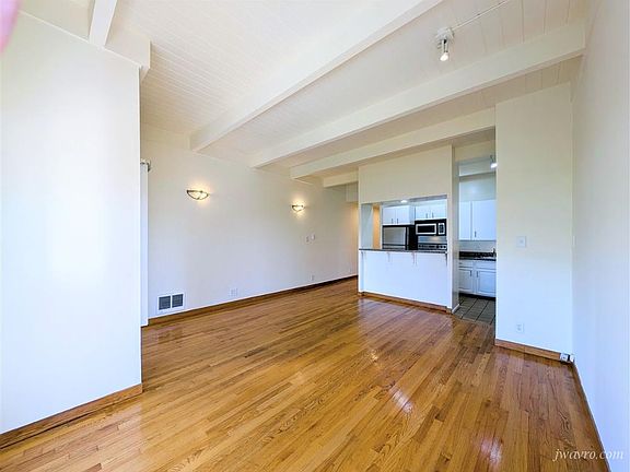 2nd image of 2261 Sacramento St APT 303