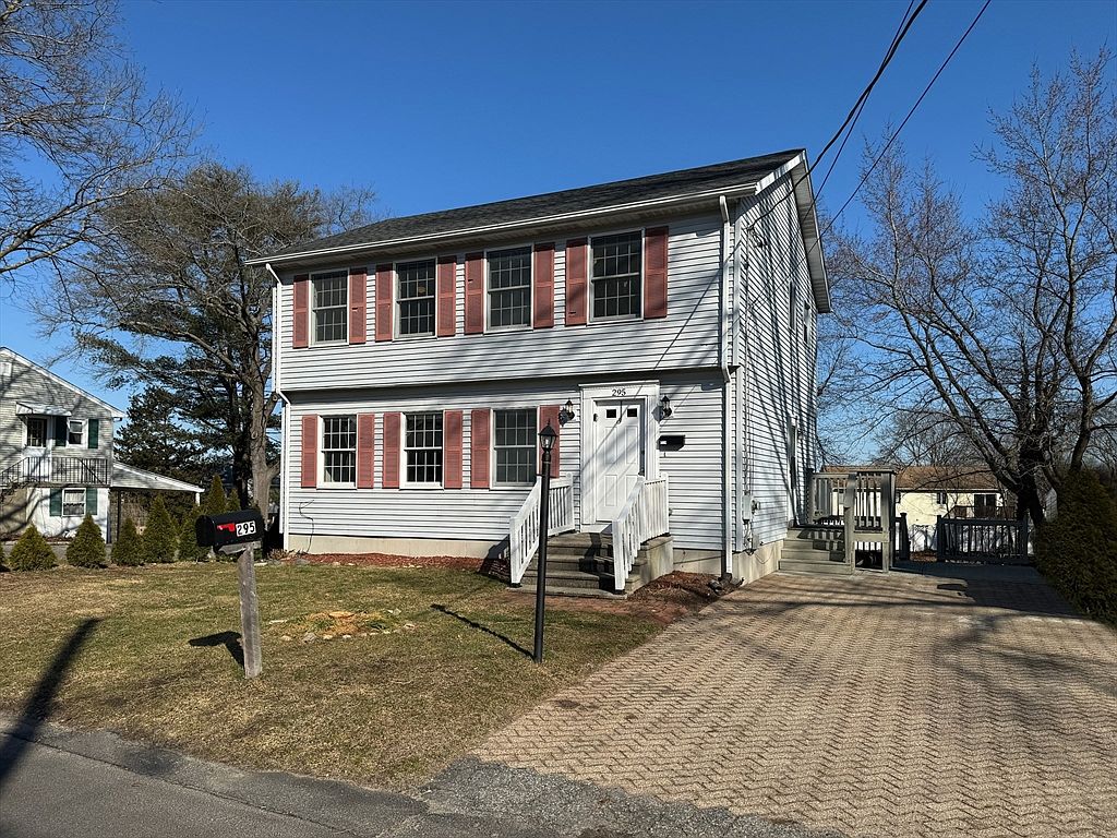 295 England St, Cumberland, RI 02864 Zillow