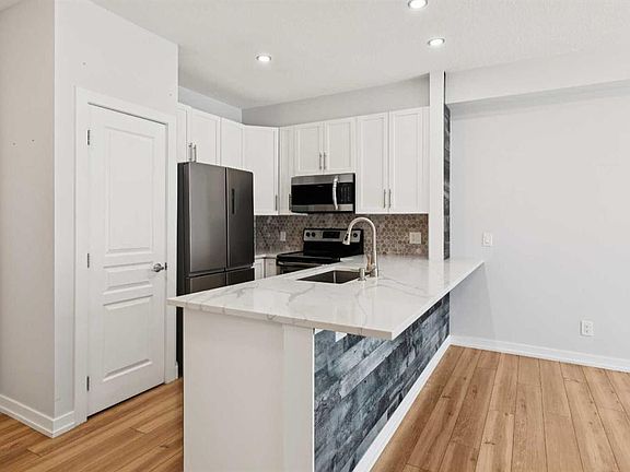 5th image of 10 S Panatella Rd NW #112