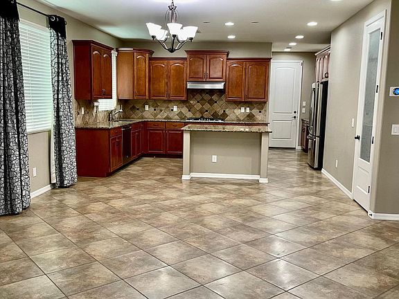 4th image of 271 E Home Improvement Way