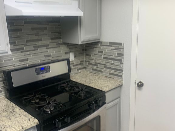 5th image of 7825 Beauregard Cir APT 19B