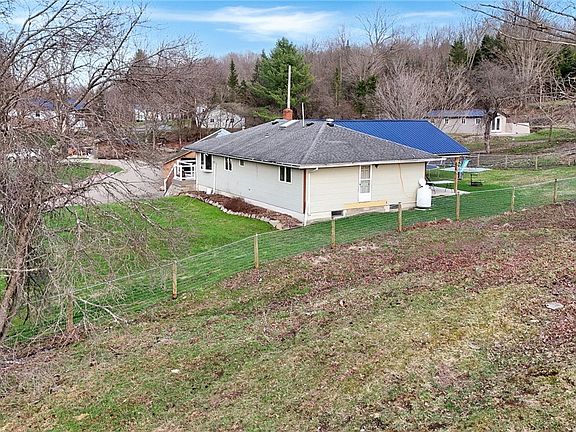 4th image of 7509 Higgins Creek Rd