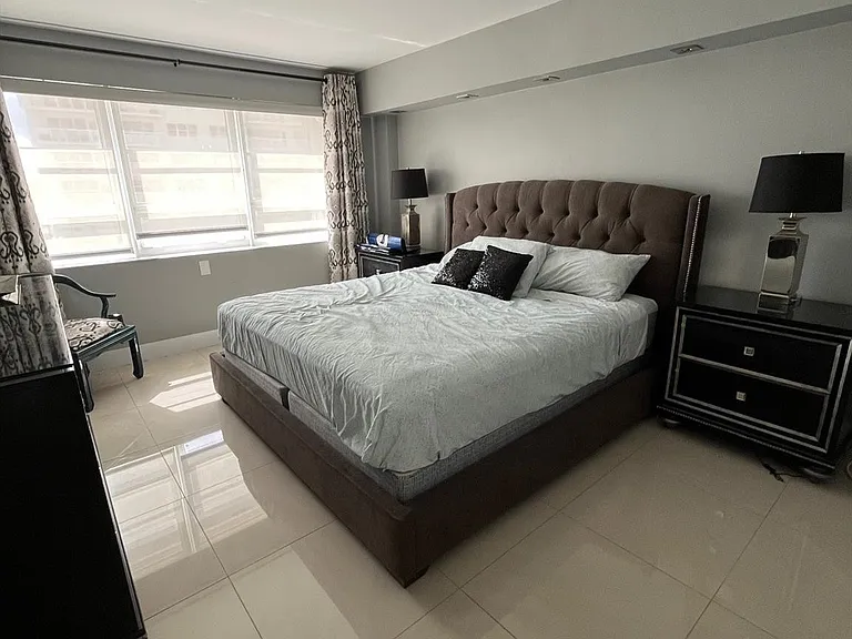 133 N Pompano Beach Blvd #211 — Photo 12