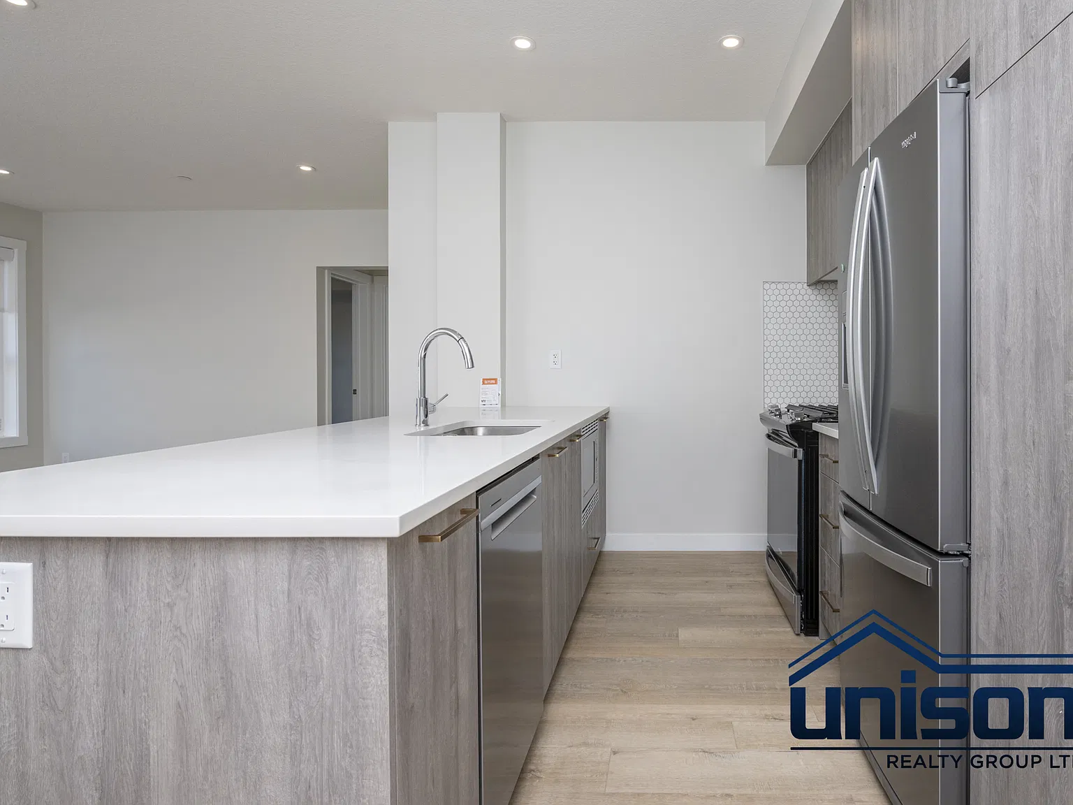 2 bed, 920 sqft, $2,195 — Photo 4
