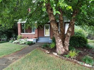 2719 Floraland Dr NW, Roanoke, VA 24012