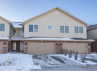 1010 Regent Dr, Matteson, IL 60443