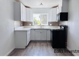 11460 Killion St #101, North Hollywood, CA 91601