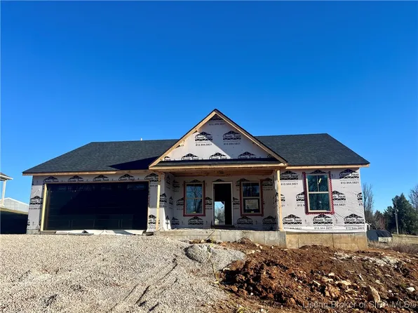 320 Harrison Avenue NW, Depauw, IN 47115