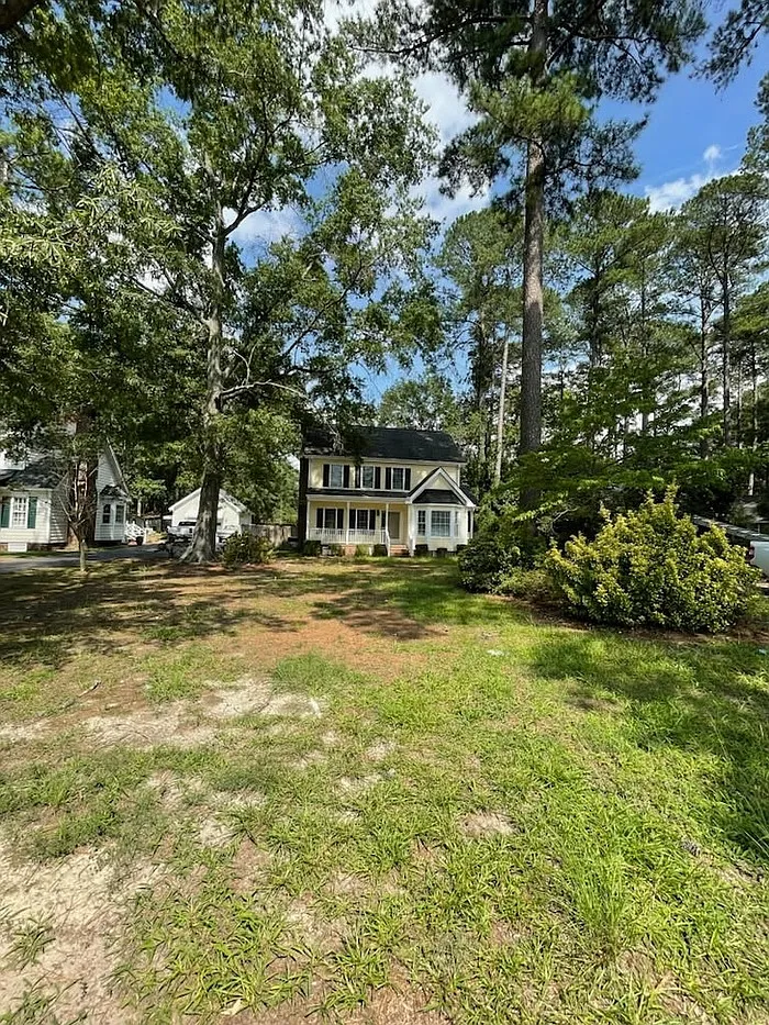 3 bed, 2.5 bath, 1696 sqft, $1,595 — Photo 2
