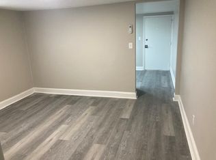 88 W Main St #R1, Westminster, MD 21157