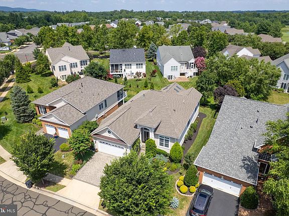 4th image of 15550 Alderbrook Dr
