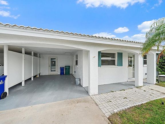 2nd image of 683 Spanish Dr S #214
