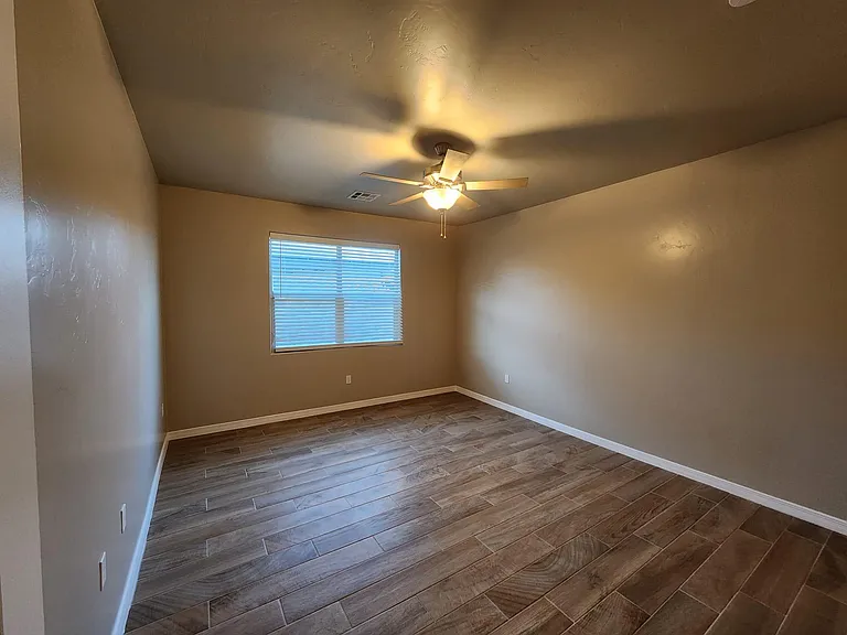 874 Blue Park Ave — Photo 14