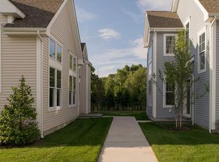 44 Copper Square Dr, Bethel, CT 06801