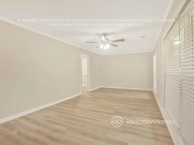 1707 Laurens Dr SW — Photo 4